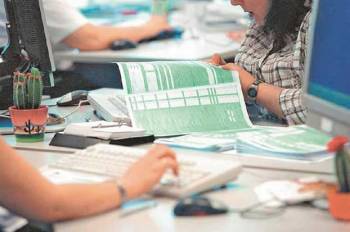 Υποχρεωτικά οι επιδοτήσεις στη φορολογική δήλωση