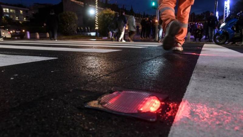 25 “έξυπνες” διαβάσεις έξω από σχολεία του Δήμου Καλαμάτας