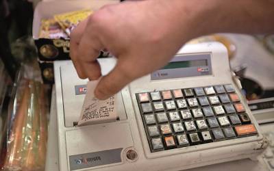 Ηλεκτρονικές αποδείξεις: Ο κατάλογος με τα 20 επαγγέλματα που δίνουν έξτρα έκπτωση φόρου