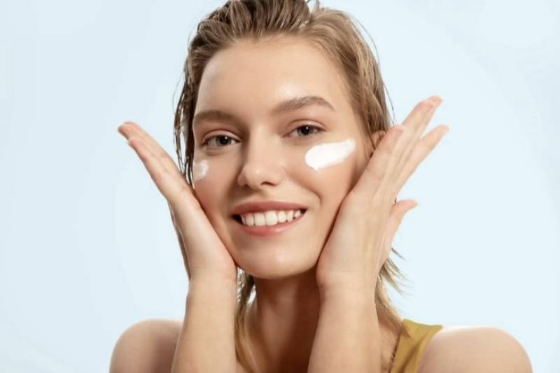 Sun Protection in the Spring: Ποια αντηλιακά προσώπου να επιλέξετε ανάλογα με τις ανάγκες σας;