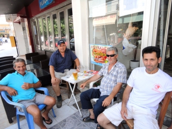 Αγανακτισμένοι οι παραγωγοί στη Μεσσήνη, θα αντιδράσουν δυναμικά στους πλειστηριασμούς