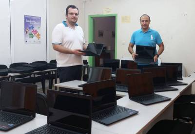 Φορητοί υπολογιστές στο ΚΕΚ Μεσσηνίας