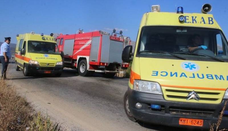 Κορίνθου - Πατρών: Δύο νεκροί και μία τραυματίας σε τροχαίο με ανατροπή φορτηγού (βίντεο)