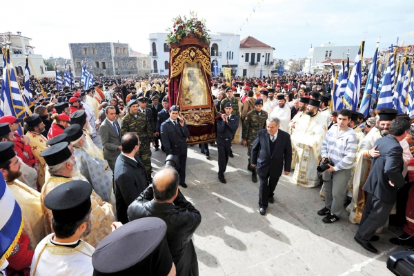 Την πολιούχο της γιορτάζει σήμερα η Καλαμάτα