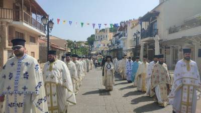 Η Κυπαρισσία γιόρτασε την Πεντηκοστή και το Αγιο Πνεύμα