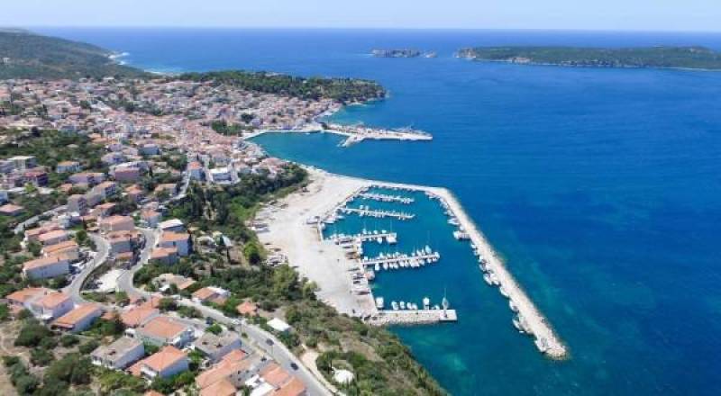 Απαγόρευση στάθμευσης στο λιμάνι Πύλου