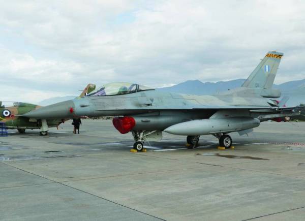 Χρειάζονται απλώς όροι και προϋποθέσεις