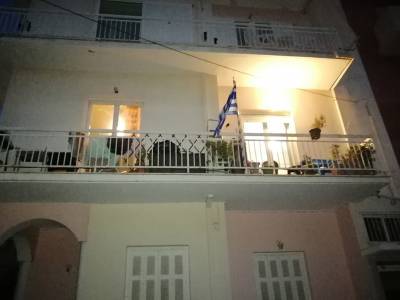 Μας βάζουν στο κλίμα