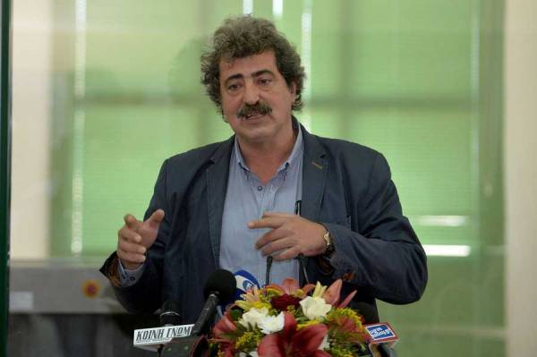 Πολάκης: Δεν τίθεται θέμα επιστροφής των διοικητών των νοσοκομείων