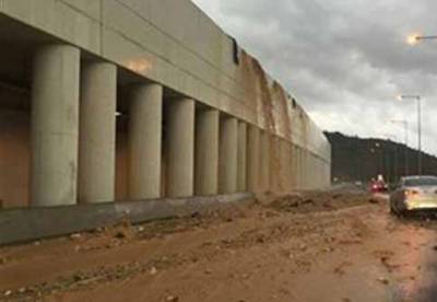 Λύσεις για την κατολίσθηση στον αυτοκινητόδρομο μελετούν Μορέας-υπουργείο Υποδομών