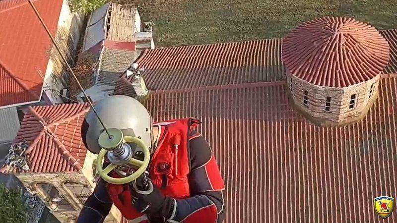 Στους 1.602 οι απεγκλωβισμένοι πολίτες από τις Ενοπλες Δυνάμεις στις πληγείσες περιοχές (βίντεο)