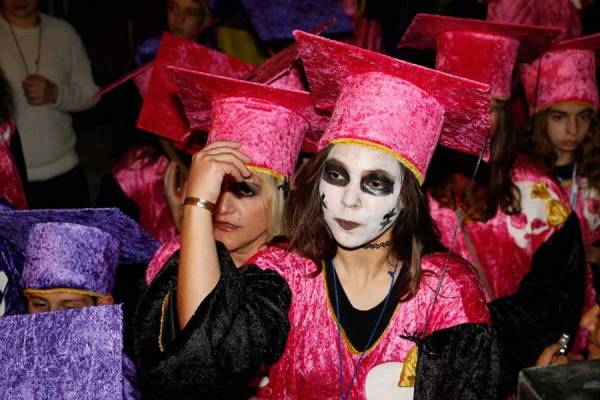 Ξεκινάει απόψε το 5ο Καλαματιανό Καρναβάλι με παρουσιαστή το Χρήστο Φερεντίνο