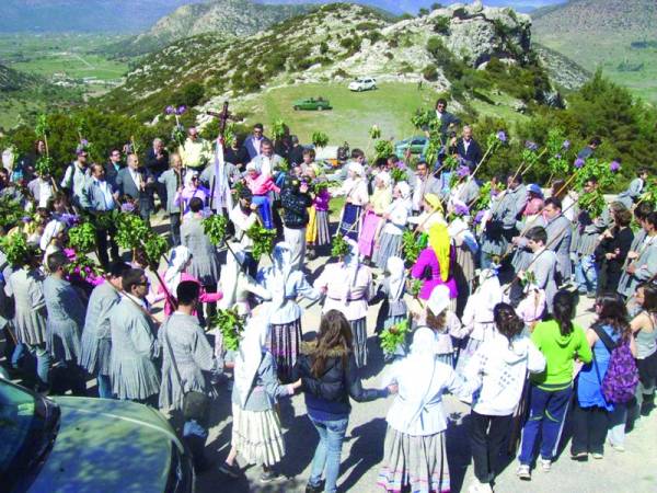 Το Λύκειο Ελληνίδων Καλαμάτας σε παράσταση στην Επίδαυρο