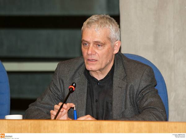 Ο Γ. Τσιρώνης αποκλειστικά στην "Ε": Παράθυρο για δόμηση σε 10 στρέμματα στον Κυπαρισσιακό