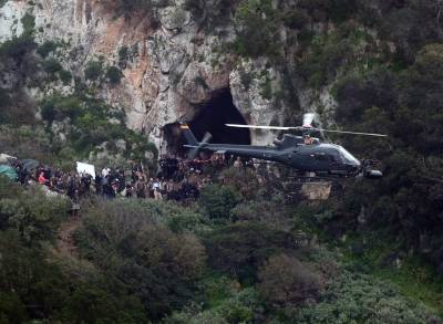 Μεσσηνία: Εντυπωσιακά πλάνα από τα γυρίσματα της "Οδύσσειας" στη Σπηλιά του Νέστορα (βίντεο-φωτογραφίες)