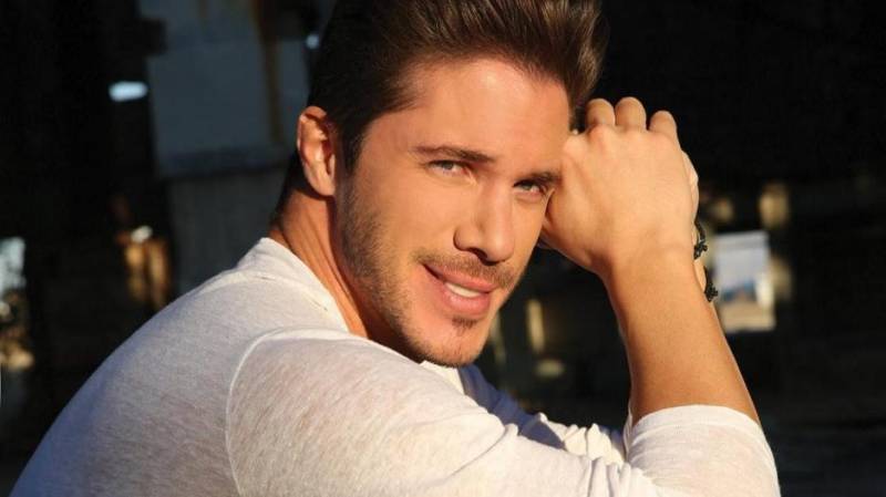 Νίκος Οικονομόπουλος: Στην Καλαμάτα για συναυλία το καλοκαίρι