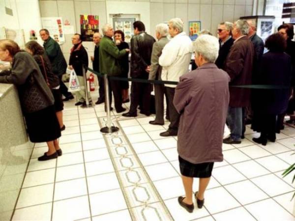 Στην αναμονή για σύνταξη 90.000 δικαιούχοι