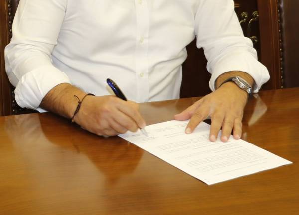 Οι πατεράδες τού «κατόπιν ενεργειών μου»