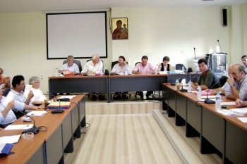 Οικονομική ασφυξία στο Δήμο Τριφυλίας - Με το ζόρι μισθοί και καύσιμα