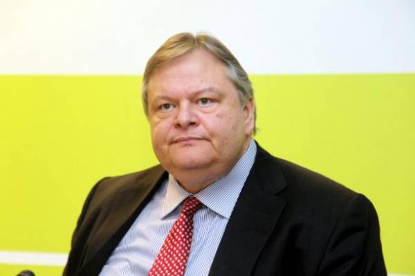 Επίθεση του Βενιζέλου στον Βαρουφάκη