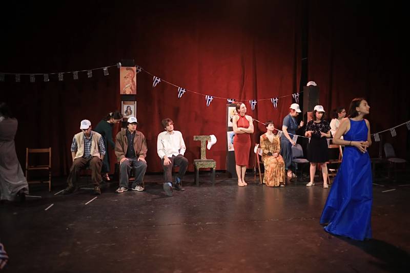 Από τα φοιτητικά έδρανα στο θεατρικό σανίδι - H Καλαμάτα στο “μικροσκόπιο” ως «φοιτητούπολη»