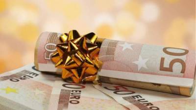 Νωρίτερα φέτος το Δώρο Χριστουγέννων: Πότε θα καταβληθεί