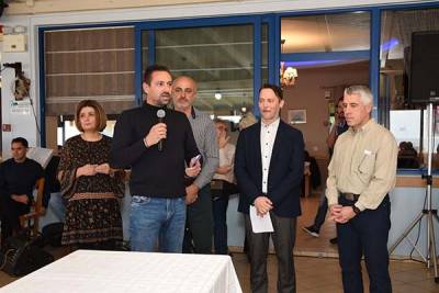 Ο Εμπορικός Φιλιατρών τίμησε Σύλλογο Φιλοπροόδων, “Πυρσό” και ΕΚΑΒ