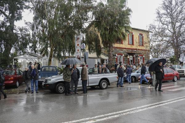 Απάντηση Πετράκου για την επίθεση που δέχτηκε στο μπλόκο της Μεσσήνης