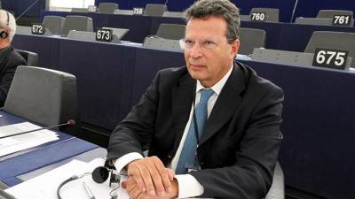 Γιώργος Κύρτσος: Κίνδυνος για νέες οικονομικές περιπέτειες