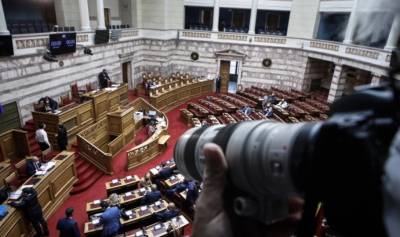 Τροπολογία για την παράταση της απαλλαγής φαρμακευτικής δαπάνης σε όσους στερήθηκαν το ΕΚΑΣ κατέθεσε ο ΣΥΡΙΖΑ