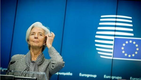 Λαγκάρντ: Πιστεύω όσα μου είπε ότι θα κάνει ο Βαρουφάκης