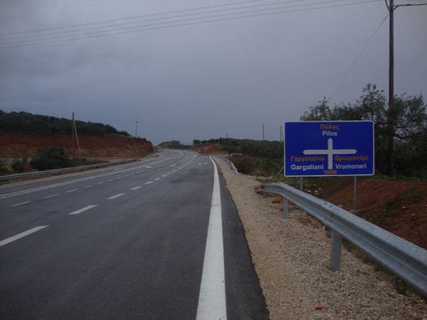 Γιατί τα δημόσια έργα δεν τελειώνουν στην ώρα τους;