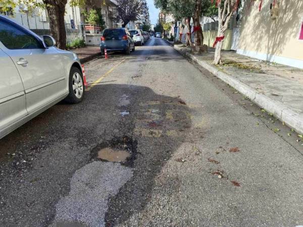 Λακκούβες στην Κορώνης