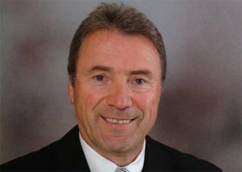 Ο Ερβιν Λάνγκερ στην "Ε": "Σημαντική ώθηση στην αύξηση των επισκεπτών δίνουν τα γκολφ"