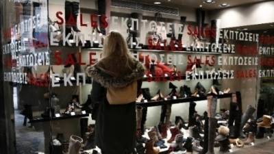 Οι χειμερινές εκπτώσεις «ζεσταίνουν» την αγοραστική κίνηση - Μεγαλύτερος ο έλεγχος στην αγορά για την προστασία του καταναλωτή