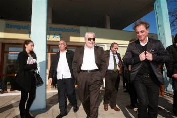 Γιακουμάτος: Να πάνε στο διάολο οι δανειστές, να τελειώνουμε