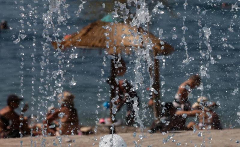 Καύσωνας «Κλέων»: Συστάσεις της Πολιτικής Προστασίας προς τους πολίτες