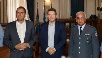 Καλαμάτα: Υπογραφή μνημονίων συνεργασίας για αντιμετώπιση εγκληματικότητας - Παρουσία Μιχάλη Χρυσοχοΐδη