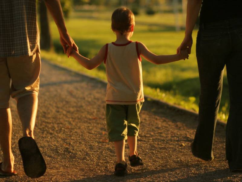 Το ΣτΕ είπε «ναι» στον γάμο και στην υιοθεσία παιδιών από ομόφυλα ζευγάρια