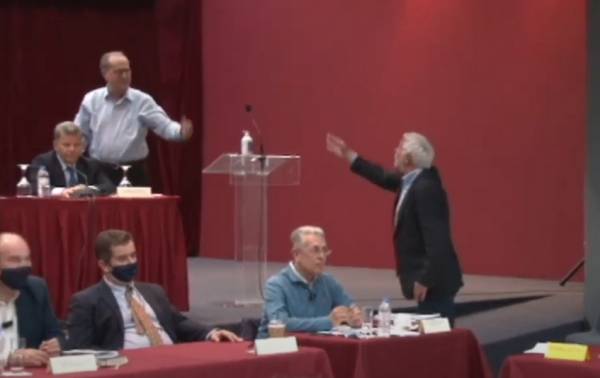 Αγριος καβγάς Νίκα – Τατούλη στο Περιφερειακό Συμβούλιο Πελοποννήσου (βίντεο)