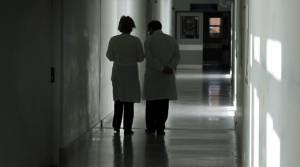 Έξι διοικητές κρατικών νοσοκομείων δεν έχουν πτυχίο πανεπιστημίου!