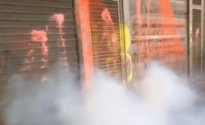 Επεισόδια στο υπουργείο Εργασίας – Διαμαρτυρία εργαζομένων στον επισιτισμό (βίντεο)