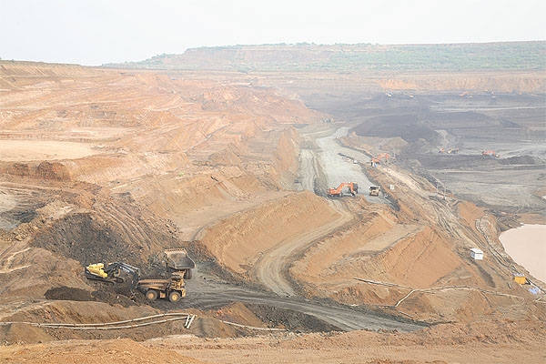 Με απόφαση Δημοτικού Συμβουλίου η Μεγαλόπολη ζητά λιγνιτωρυχείο στην Κορώνη