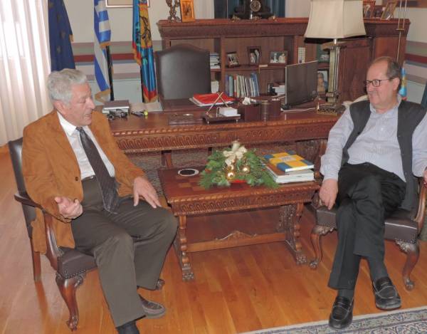 Επίτιμος δημότης Καλαμάτας ο ακαδημαϊκός Ιωάν. Ηλιόπουλος