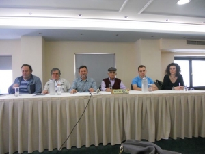 Πρεμιέρα του έργου «Με τα δόντια»