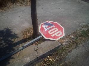 Ελλειψη πινακίδων ΚΟΚ στην Κυπαρισσία