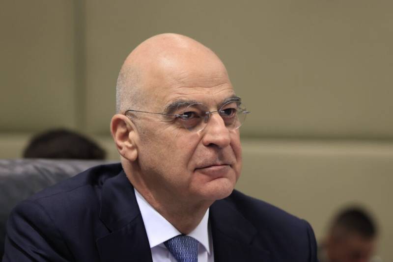 Δένδιας από τη Σύμη: Απαραίτητη η διαρκής παρουσία των Ενόπλων Δυνάμεων στα ανατολικά μας σύνορα (Βίντεο)