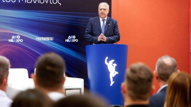 Θεοδωρικάκος: Νέο παραγωγικό πρότυπο, αντιμετώπιση του δημογραφικού και περιφερειακή αναγέννηση