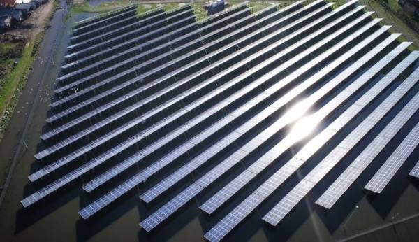 Μετοχές στα φωτοβολταϊκά της ΔΕΗ στους κατοίκους της Μεγαλόπολης