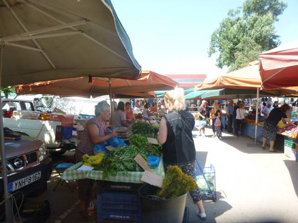 Ικανοποιητική κίνηση στη λαϊκή της Καλαμάτας